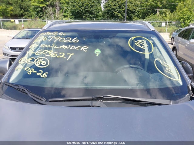 Mitsubishi Outlander Es 2018 JA4AZ2A33JZ603627 Image 18
