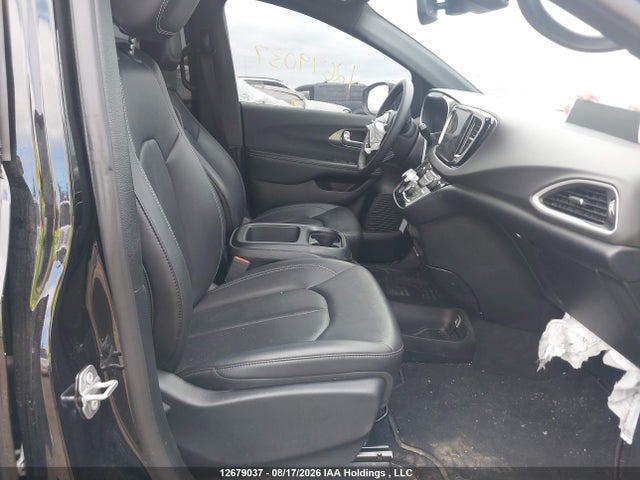 Chrysler Grand Caravan Sxt 2025 2C4RC1ZG0SR596675 Image 5