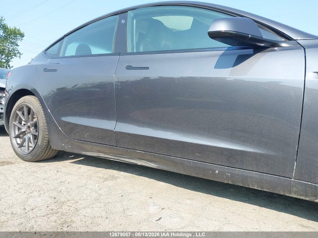 5YJ3E1EA8MF083884 Tesla Model 3 Standard Range/standard Range Plus