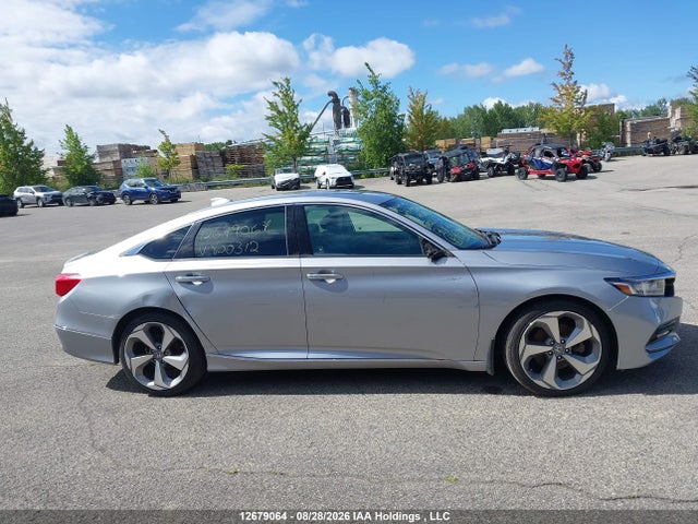 Honda Accord Touring 2018 1HGCV1F98JA800312 Image 14