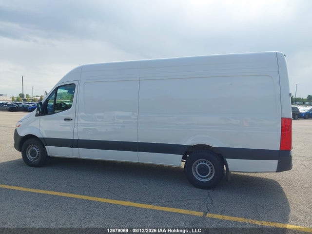 W1Y4KCHY0SP788677 Mercedes-Benz Sprinter 2500 High Roof 4-cyl Diesel