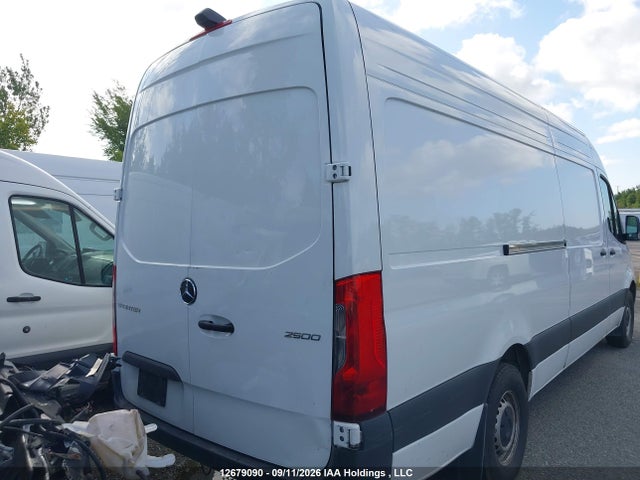 Mercedes-Benz Sprinter 2500 2025 W1Y4KCHY1SP790020 Image 16