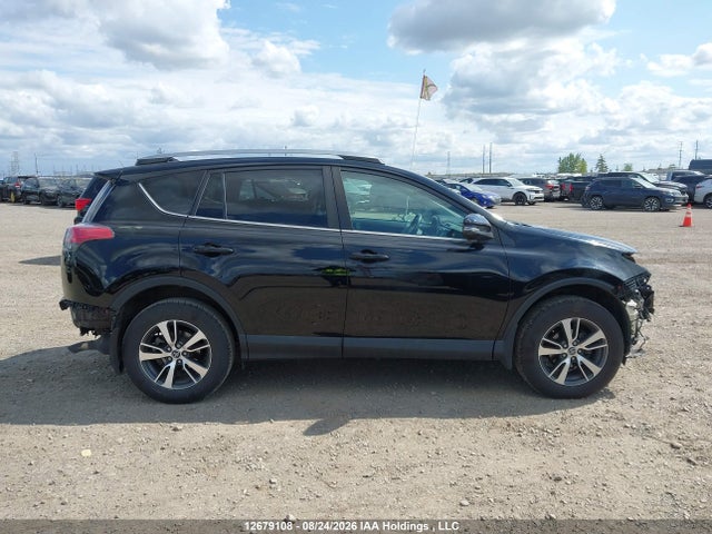 Toyota RAV4 LE 2018 2T3ZFREV9JW431111 Image 14