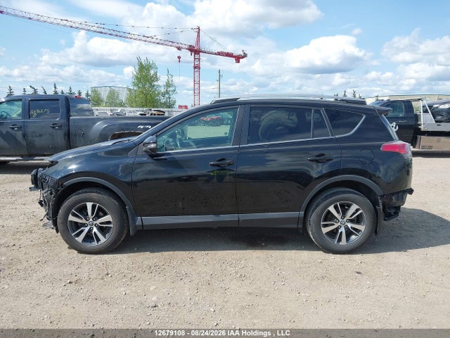 Toyota RAV4 LE 2018 2T3ZFREV9JW431111 Image 15