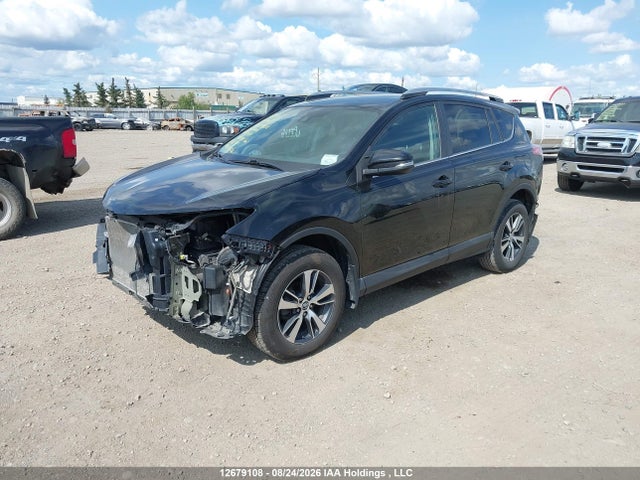Toyota RAV4 LE 2018 2T3ZFREV9JW431111 Image 2