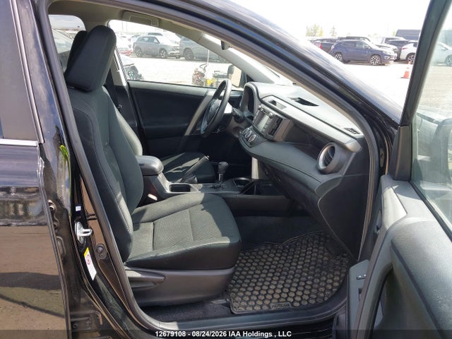 Toyota RAV4 LE 2018 2T3ZFREV9JW431111 Image 5