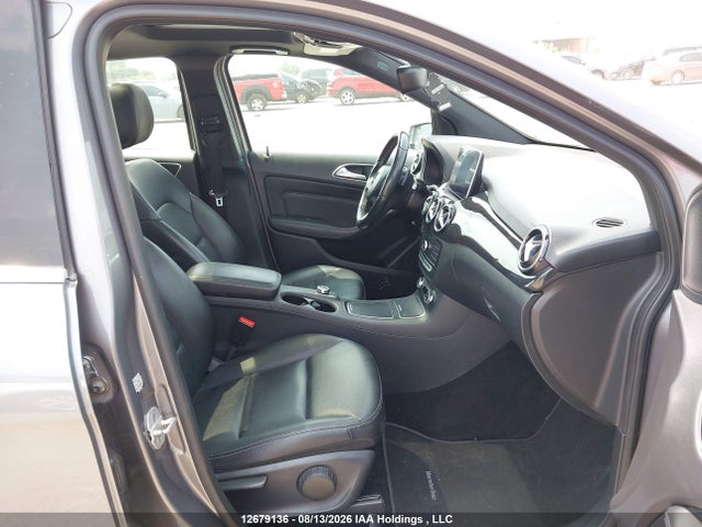 2015 Mercedes-benz B250 მანქანა იყიდება აუქციონზე, vin: WDDMH4EB9FJ298794, აუქციონის ნომერი: 12679136