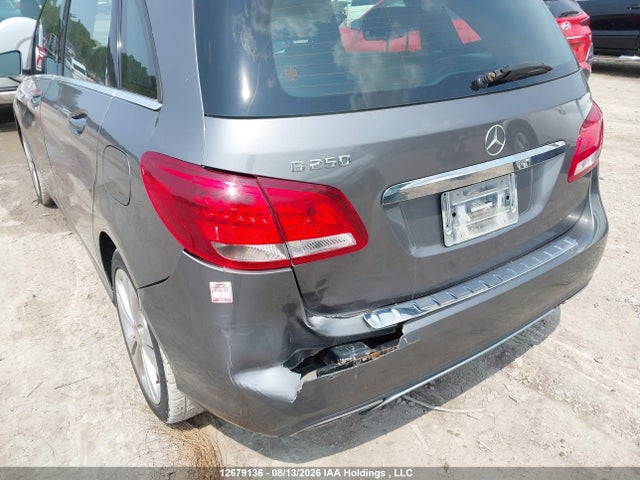 2015 Mercedes-benz B250 მანქანა იყიდება აუქციონზე, vin: WDDMH4EB9FJ298794, აუქციონის ნომერი: 12679136