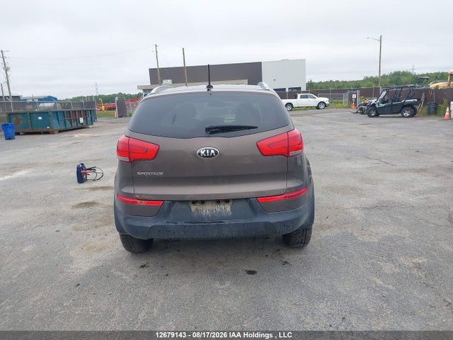 12679143 :رقم المزاد ، KNDPBCAC2F7742063 vin ، 2015 Kia Sportage Lx مزاد بيع