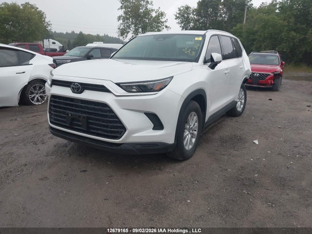 Toyota Grand Highlander 2025 5TDACAB5XSS061379 Image 2