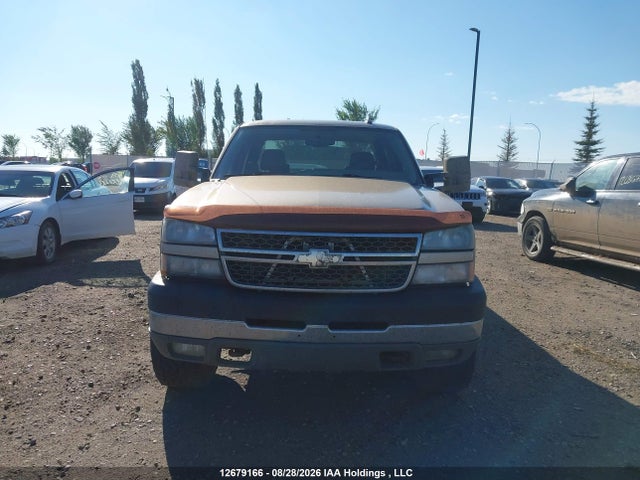 Aukcja sprzedaży 2005 Chevrolet Silverado K2500 Heavy Duty, vin: 1GCHK23215F878837, numer aukcji: 12679166