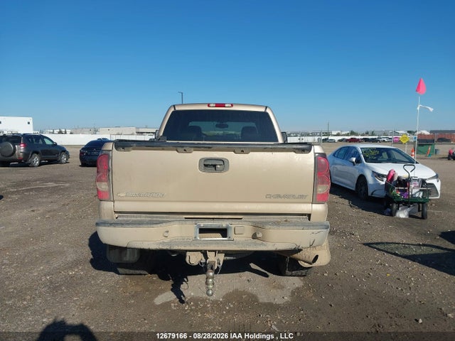 Aukcja sprzedaży 2005 Chevrolet Silverado K2500 Heavy Duty, vin: 1GCHK23215F878837, numer aukcji: 12679166
