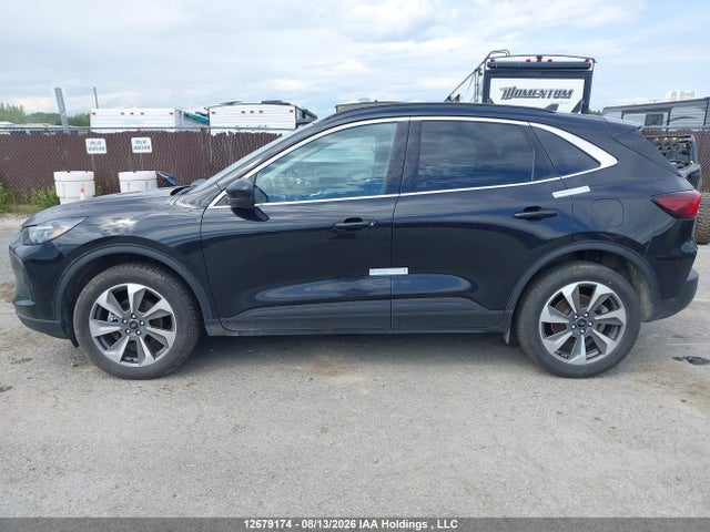 Ford Escape Platinum 2025 1FMCU9JA2SUA92281 Image 13