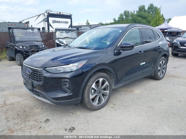 Ford Escape Platinum 2025 1FMCU9JA2SUA92281 Image 2