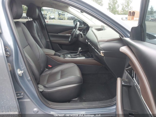 12679227 :رقم المزاد ، 3MVDMBDY1MM255825 vin ، 2021 Mazda Cx-30 Gt W/turbo مزاد بيع