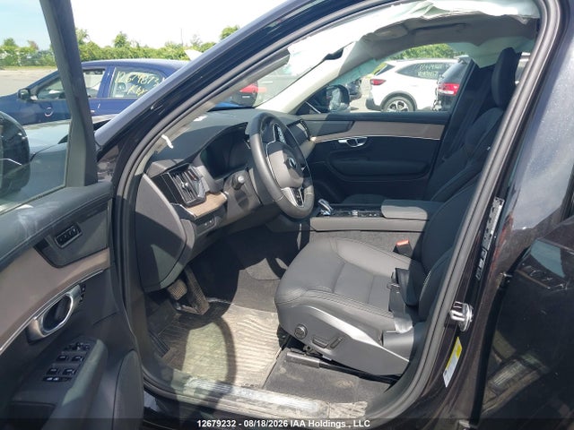 Volvo Xc90 Plug-in Hybrid Plus 2026 YV4H60PC0T1471224 Image 5
