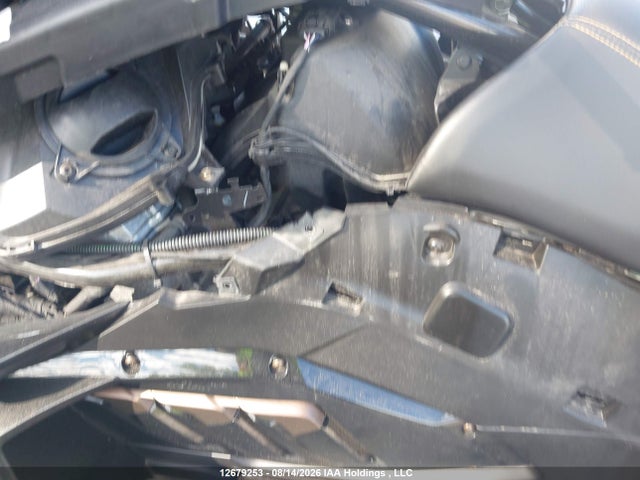 Can-Am Spyder Roadster Rt/rt Limited 2024 2BXNBDD2XRV000813 Image 9