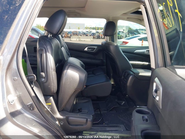 12679260 :رقم المزاد ، 5N1DR2MM2HC646422 vin ، 2017 Nissan Pathfinder Platinum/s/sl/sv مزاد بيع