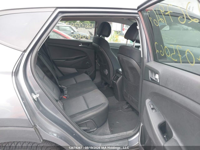 Hyundai Tucson 2016 KM8J33A43GU075062 Image 8