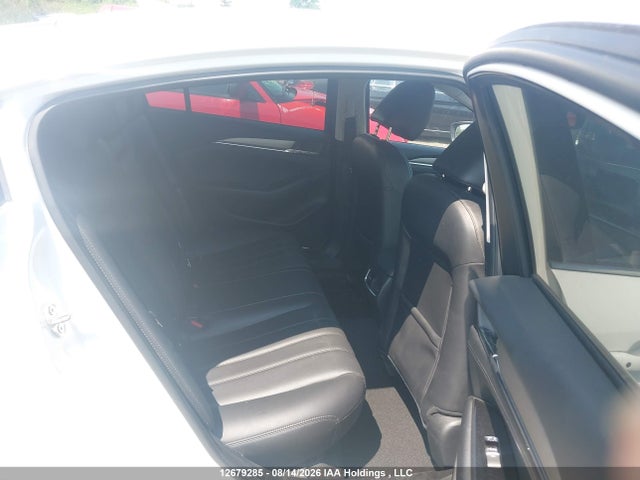 JM1GL1WYXJ1306014 Mazda MAZDA6