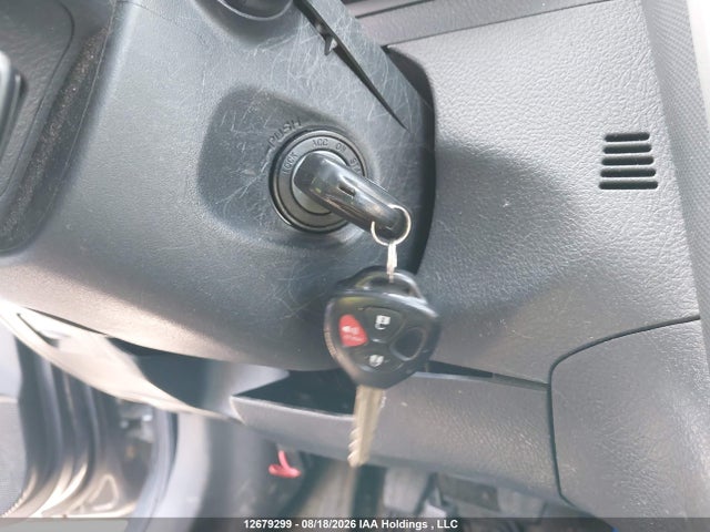 12679299 :رقم المزاد ، 2T1KU4EE5DC985352 vin ، 2013 Toyota Matrix Wagon مزاد بيع
