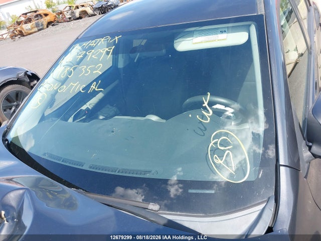 12679299 :رقم المزاد ، 2T1KU4EE5DC985352 vin ، 2013 Toyota Matrix Wagon مزاد بيع