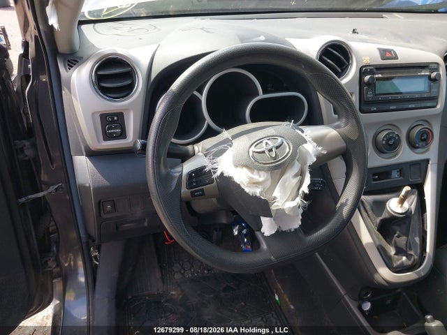 12679299 :رقم المزاد ، 2T1KU4EE5DC985352 vin ، 2013 Toyota Matrix Wagon مزاد بيع