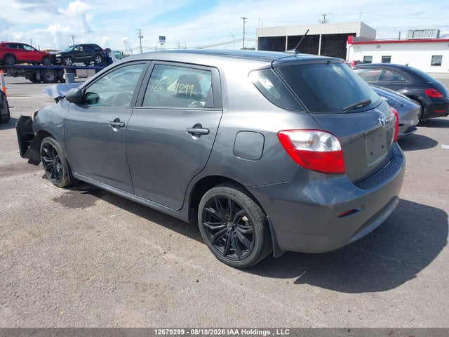 12679299 :رقم المزاد ، 2T1KU4EE5DC985352 vin ، 2013 Toyota Matrix Wagon مزاد بيع
