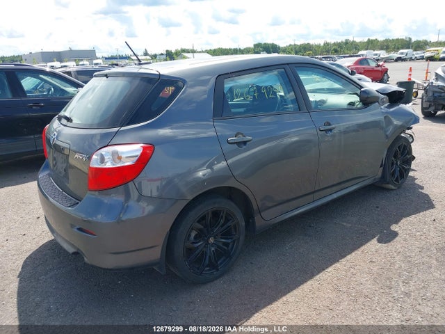 12679299 :رقم المزاد ، 2T1KU4EE5DC985352 vin ، 2013 Toyota Matrix Wagon مزاد بيع