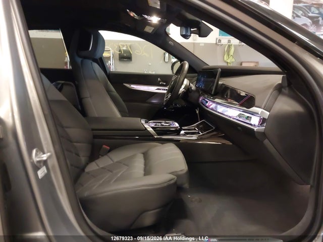 BMW 760i Xdrive 2025 WBA33EJ06SCV82748 Image 5