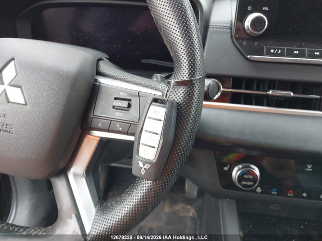 Aukcja sprzedaży 2023 Mitsubishi Outlander Phev, vin: JA4T5UA96PZ613551, numer aukcji: 12679325