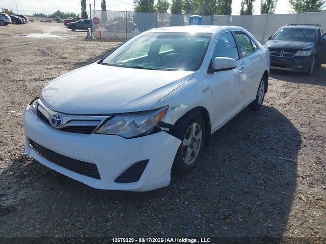4T1BD1FK2EU121619 Toyota Camry Hybrid Le
