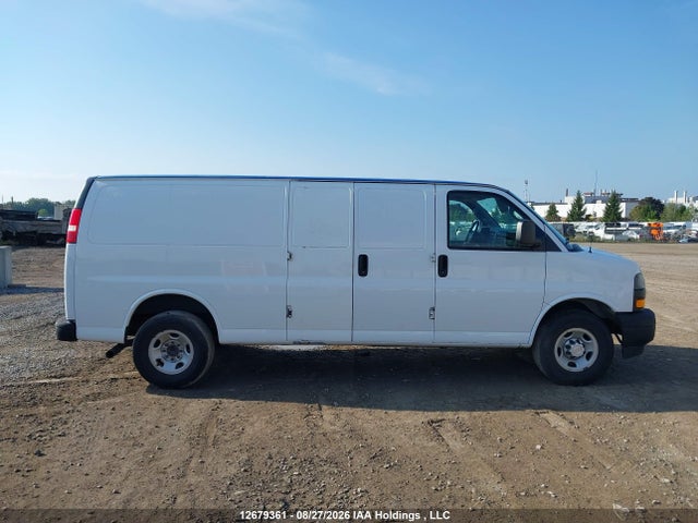 Chevrolet Express G2500 2018 1GCWGBFG4J1334520 Image 14
