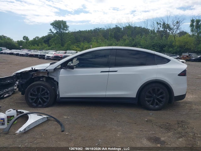 Продаж на аукціоні авто 2022 Tesla Model X, vin: 7SAXCBE50NF353436, номер лоту: 12679362