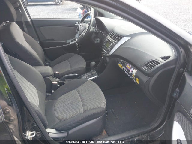 2013 Hyundai Accent Gl მანქანა იყიდება აუქციონზე, vin: KMHCT5AE7DU110663, აუქციონის ნომერი: 12679384