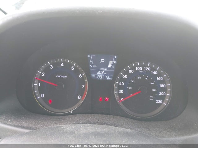 2013 Hyundai Accent Gl მანქანა იყიდება აუქციონზე, vin: KMHCT5AE7DU110663, აუქციონის ნომერი: 12679384