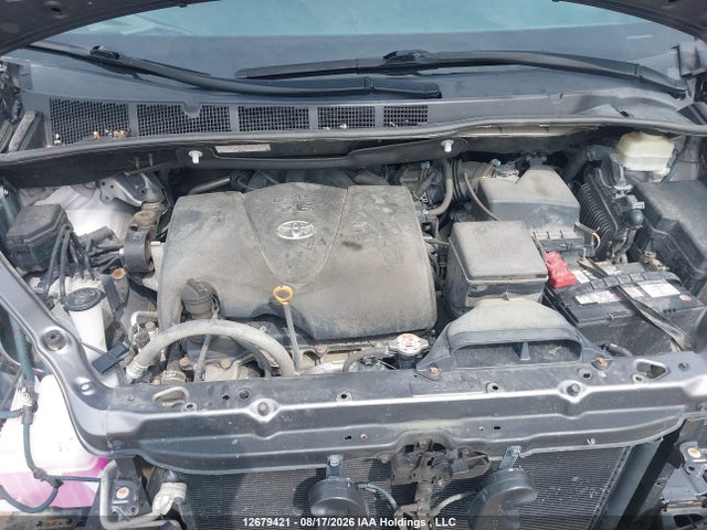 5TDZZ3DC8JS937406 Toyota Sienna L