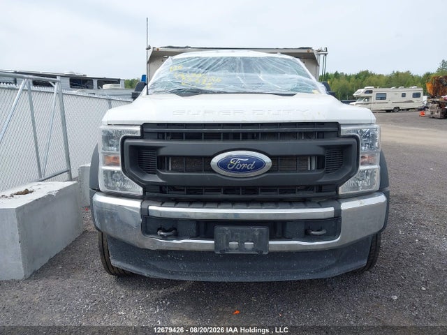 Ford F550 Super Duty 2022 1FDUF5HT8NEC73673 Image 13