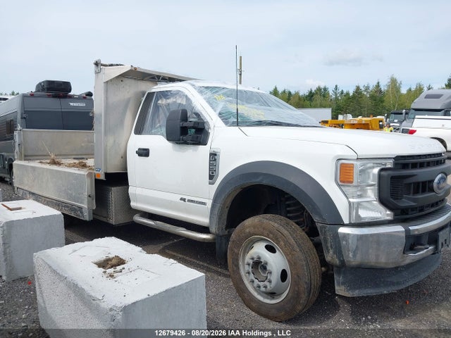 Ford F550 Super Duty 2022 1FDUF5HT8NEC73673 Image 14