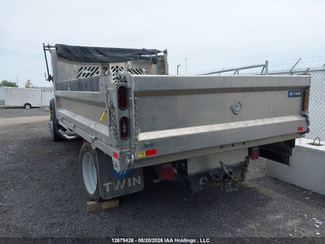 Ford F550 Super Duty 2022 1FDUF5HT8NEC73673 Image 3