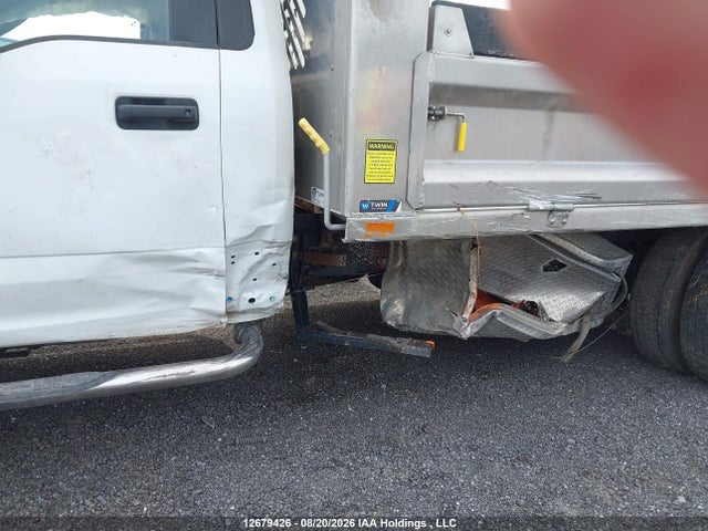 Ford F550 Super Duty 2022 1FDUF5HT8NEC73673 Image 6