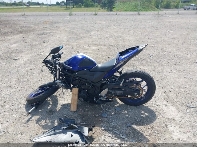 Yamaha YZFR3 2015 MH3RH06N8FK002208 Image 14