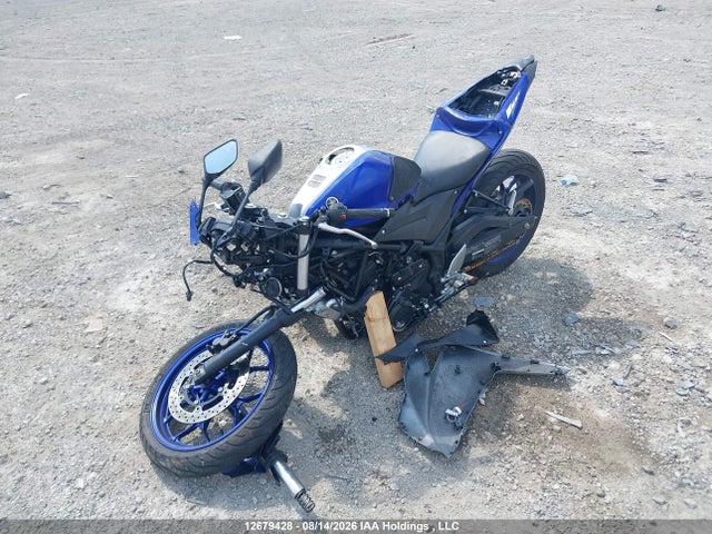 Yamaha YZFR3 2015 MH3RH06N8FK002208 Image 2