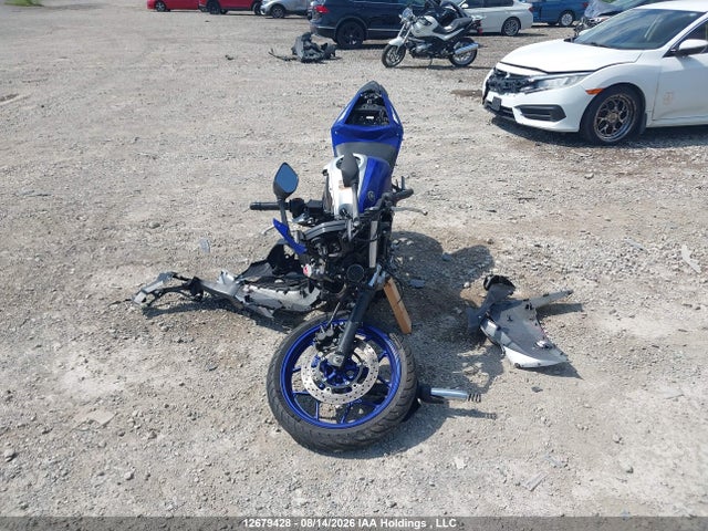 Yamaha YZFR3 2015 MH3RH06N8FK002208 Image 5
