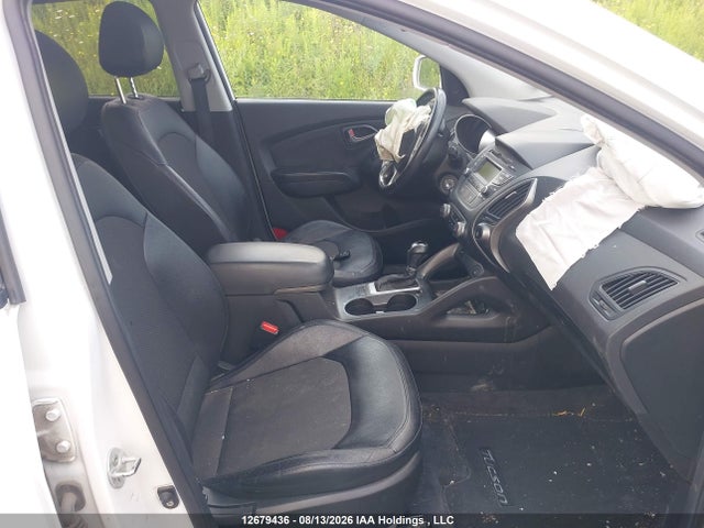 12679436 :رقم المزاد ، KM8JU3AG6FU086756 vin ، 2015 Hyundai Tucson Limited/se مزاد بيع