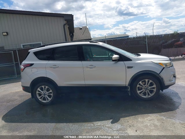 Ford ESCAPE SE 2017 1FMCU9G95HUB33220 Image 13