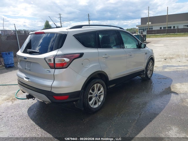 Ford ESCAPE SE 2017 1FMCU9G95HUB33220 Image 4