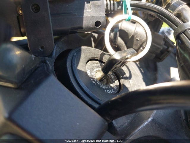 Yamaha FZ09 2015 JYARN33NXFA000989 Image 11