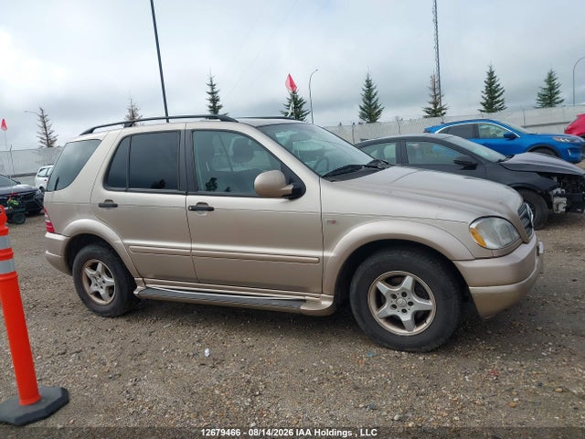 12679466 :رقم المزاد ، 4JGAB54E71A242549 vin ، 2001 Mercedes-benz Ml 320 مزاد بيع