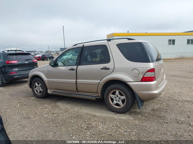 12679466 :رقم المزاد ، 4JGAB54E71A242549 vin ، 2001 Mercedes-benz Ml 320 مزاد بيع